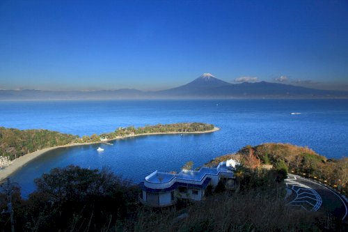 「この写真の場所はどこでしょうか?」の回答画像6