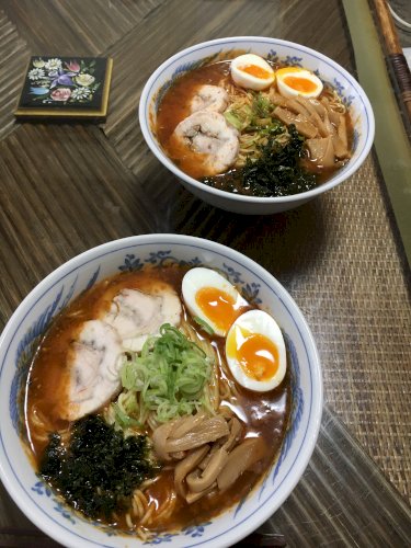 「コレ、冷やしラーメンなのですが美味しそう」の質問画像