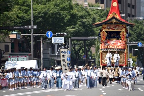 「今日も暑そう雷雨大丈夫かな仕事終わったら」の回答画像2