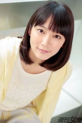 「舞台などで俳優の仕事をしている方に質問で」の質問画像
