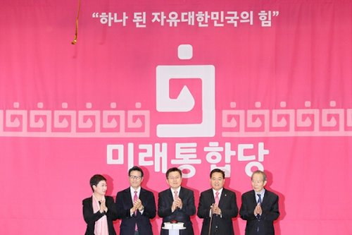 「野党が分裂してるから自民党議員は汚職やり」の回答画像4