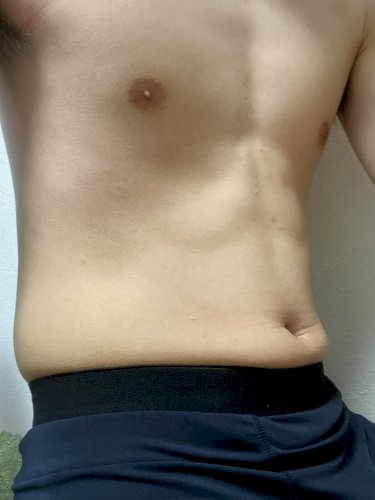 「彼女に「最近ちょっとぽちゃっとした??腹」の質問画像