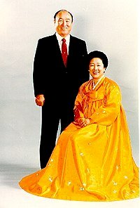 「ブルームバーグが「韓国ウォンとタイバーツ」の回答画像1