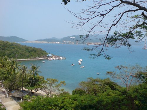 「旅行に詳しい方教えてください! 私は今度」の回答画像7