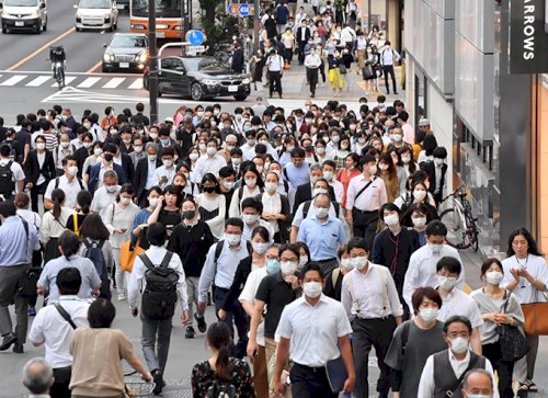 「人口過密の日本、どこに大量に人がわいてい」の質問画像