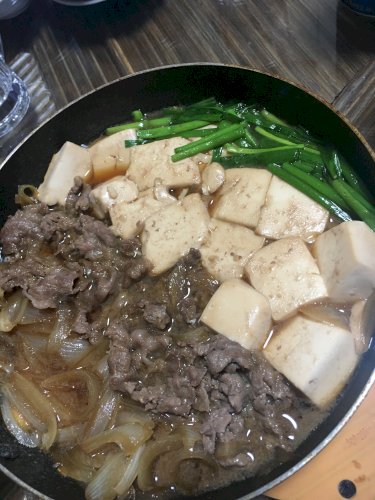 「謎の食べ物。肉豆腐について……。」の質問画像