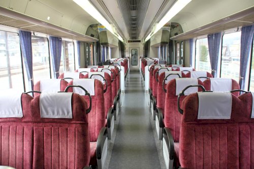 「関東の車両の多くって貨物扱いみたいな車両」の質問画像