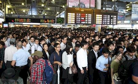 「人口が多すぎる日本、多すぎて何か利点ある」の質問画像