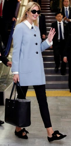「ファッションについて トップスが白T、ボ」の回答画像2