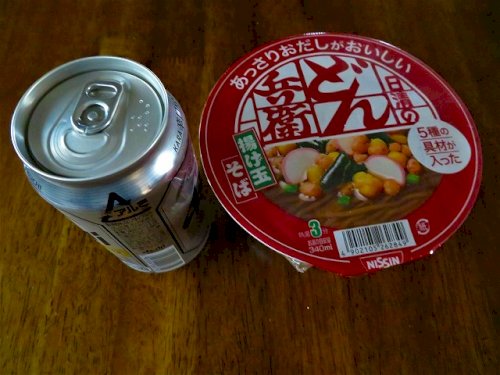 「皆さんが毎日食べる食べ物は何ですか?」の回答画像83
