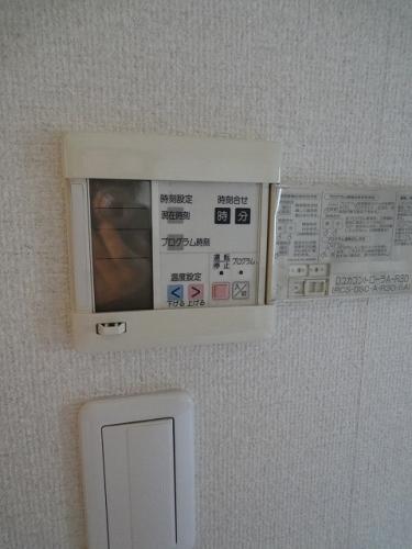 「マンションリフォーム 絨毯部屋の床暖房」の質問画像