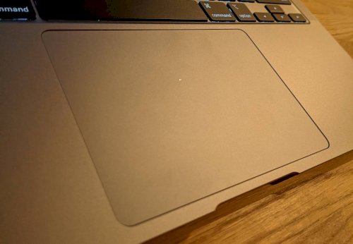 「M1 MacBook Air 傷、加工の」の質問画像