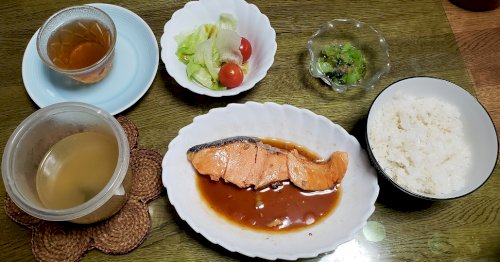 「あなたのお家でリピート率の多かった料理の」の回答画像9