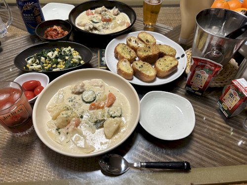 「クリームシチューは米のご飯でも食べますか」の回答画像3