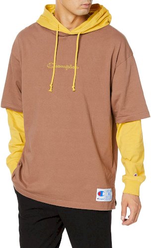 「長袖のTシャツの上に、半袖のTシャツを着」の回答画像2