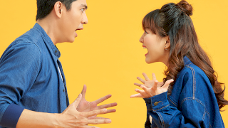 「どうして捨てられないの?」前妻の物を捨てられない男性の心理って?