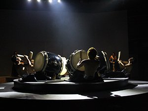 「万華響―MANGEKYO―」公演の様子