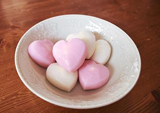 バレンタイン、チョコ嫌いにハート形のチーズ入りかまぼこはいかが?