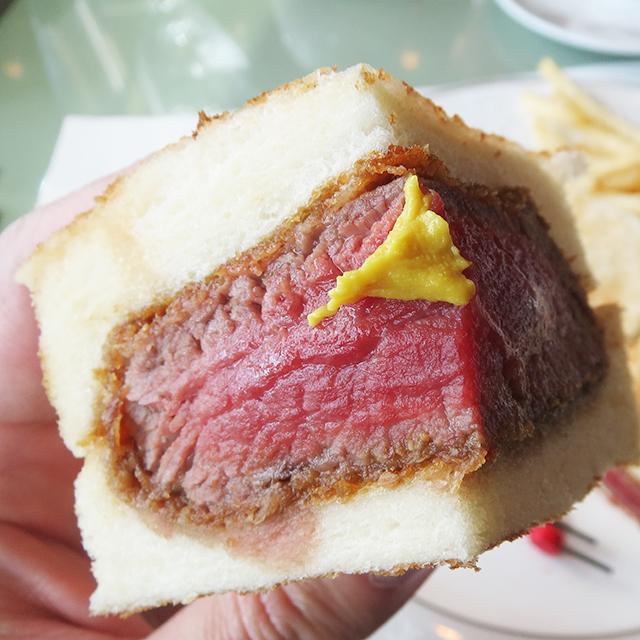 ホテルニューオータニ大阪で5,000円の「ビフカツサンド」を食べてきた!