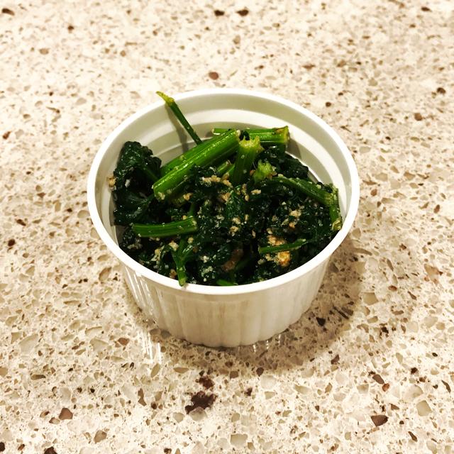 サンドイッチのパセリは食べるべき? 専門家に聞いてみた!