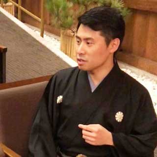 能楽は“勝者”ではなく“敗者”を演じる世界と語る宝生さん