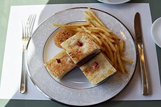 ホテルニューオータニ大阪で5,000円の「ビフカツサンド」を食べてきた!