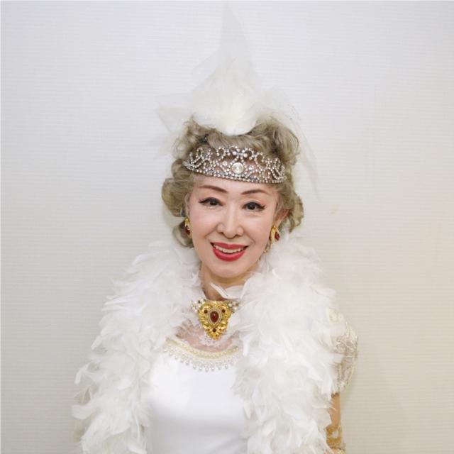 三田佳子、SixTONESの京本大我と本当にキスしちゃった!?舞台「スーベニアSOUVENIR~騒音の歌姫~」インタビュー