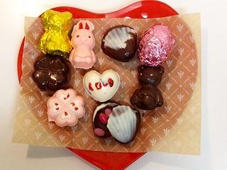 噂のクッキングトイでチョコエッグのような「立体チョコ」を作ってみた!