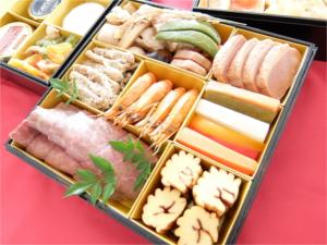 ヴーヴ クリコ×伊達巻!? 「シャンパンに合うおせち」を食べてきた