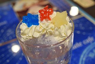 キャラにちなんだ真っ黒パスタが美味!『アイドルマスターシンデレラガールズ』コラボカフェに行ってみた!