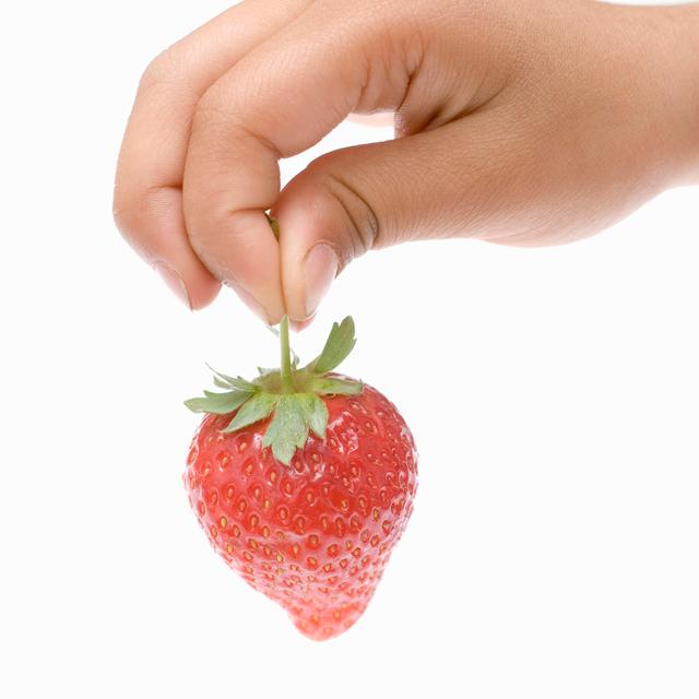 葉はとっても芯はとるな!イチゴの正しい保存方法
