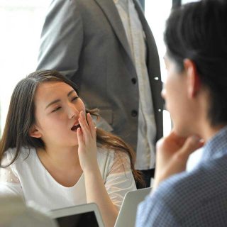 真面目に働かない同僚への賢い対処法