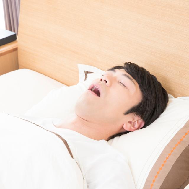 実は怖い病気のサインかも!?「いびき」の専門家が解説