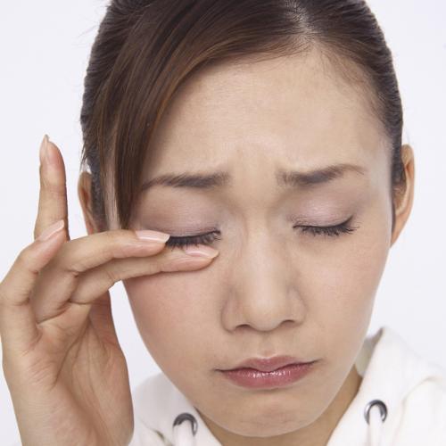 「くしゃみや鼻水だけが花粉症の症状ではない」の質問画像