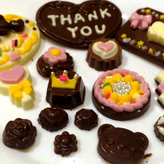 バレンタインのプレゼントに!とろけるショコラポットで「デコチョコ」を作ってみた