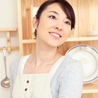 専業主婦に必要な夫の年収は最低限500万円!その理由を専門家が解説