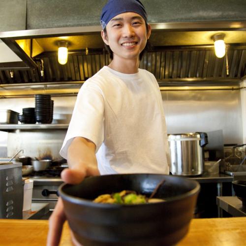 「女性ひとりじゃ入りづらい?ラーメン店主に」の質問画像