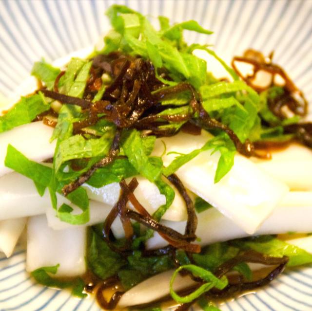 食べ過ぎ注意!カンタンおいしい白菜の芯の塩昆布あえ
