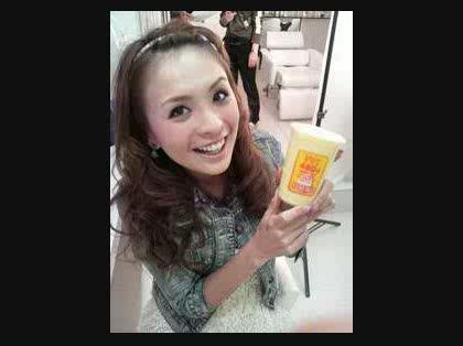 「＜＜至急＞＞タレントさんの情報を教えてく」の質問画像
