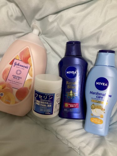 「つらすぎて蕁麻疹が出てます。 これは、蕁」の補足画像1