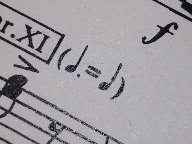 「吹奏楽の楽譜です どうゆうことか教えてく」の質問画像