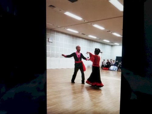 「縦長の画面で撮影した動画を上下をカットし」の質問画像