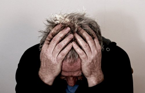 「死にものぐるいで教師になってもav出た過」の回答画像1