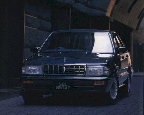 「日産セドリック」の補足画像1
