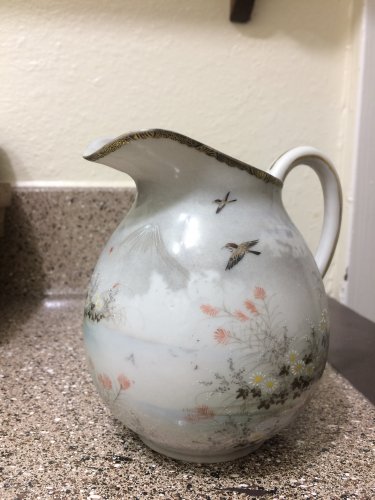 「この陶器の製作年代と製作者を教えて下さい」の質問画像