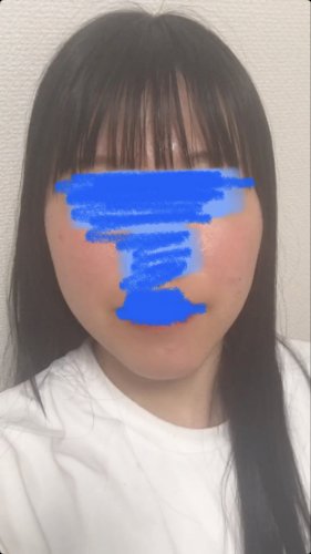 「これって顎長いですか？ 学校で顎が長いと」の質問画像