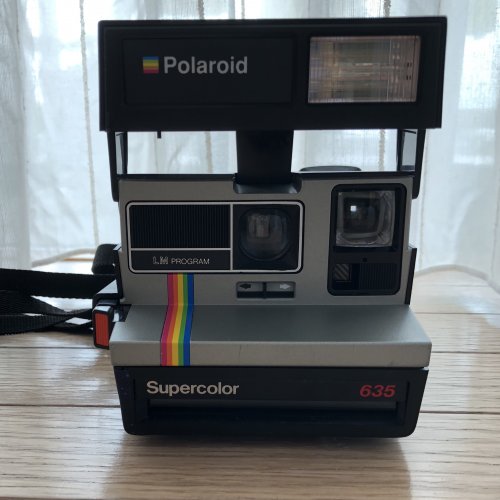 「Polaroidのフィルム？はどこで売っ」の質問画像