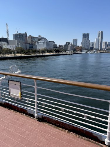 「横浜のみなとみらいは好きですか？」の質問画像