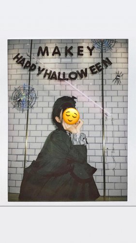 「こちらは何というキャラクター？のコスプレ」の質問画像