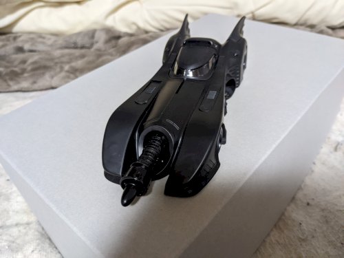 「昨日発売されたプラモデル「バットモービル」の補足画像4